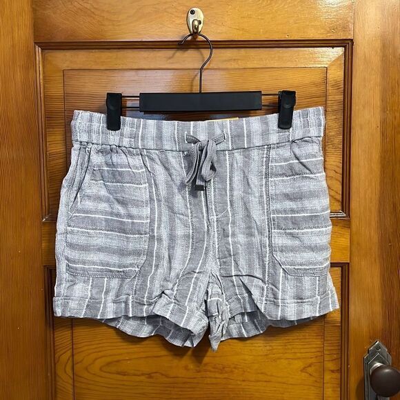Style & Co. Grey Stripe Comb Linen Blend Soft Mid Rise Shorts Women’s Small - Picture 1 of 5
